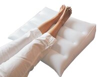 Reise-Venenkissen aufblasb.m.,Pumpe ca.70x50x20/10cm(Sundo),