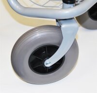 Rollator PlusStandardrollator mit Gitter, Farbe silber